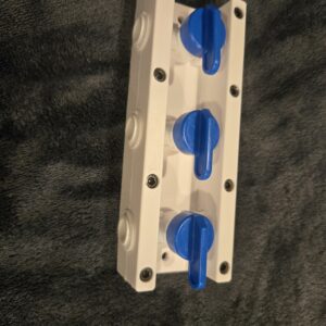 Triple 3/8" Water Valve Distribution Block (includes valves)